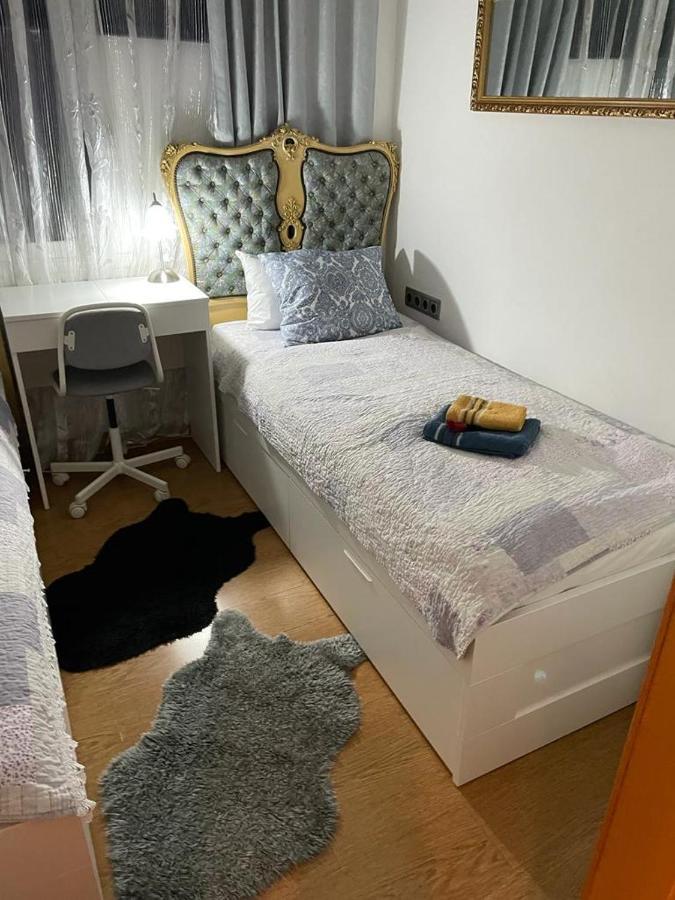 Apartmán Cozy Flat Sant Adria de Besos Exteriér fotografie